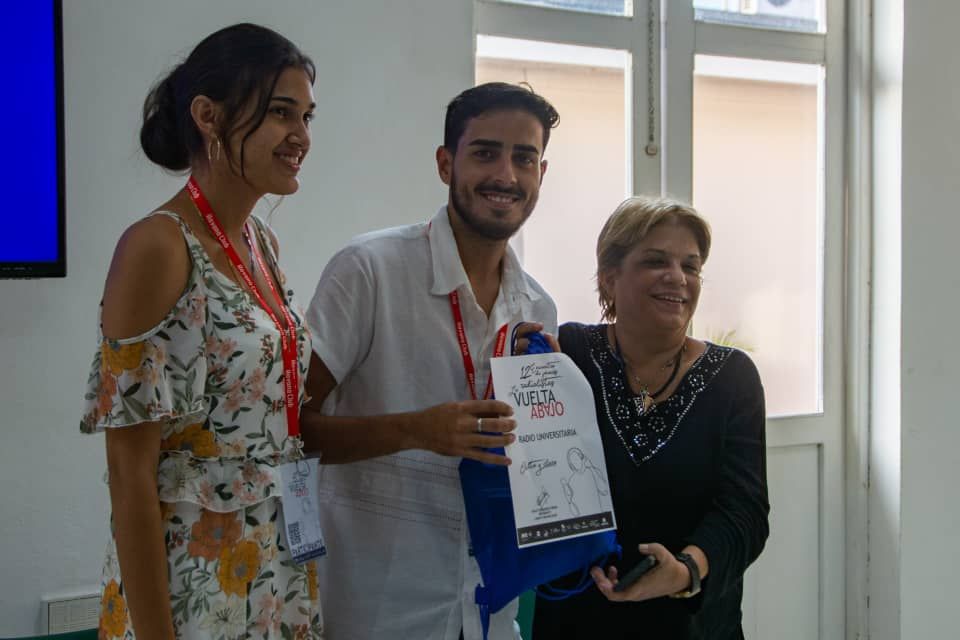 Premio de programa para radio universitaria. Foto: Rafael Fernández Rosell. 