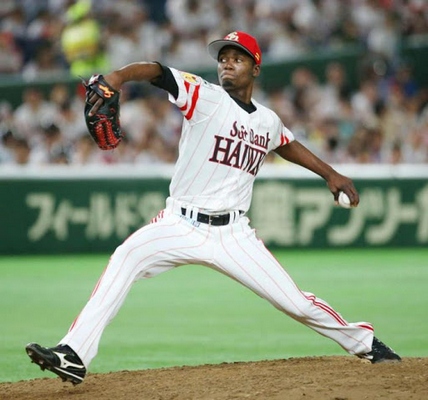 Liván Moinelo en Liga Profesional Japonesa de Béisbol.