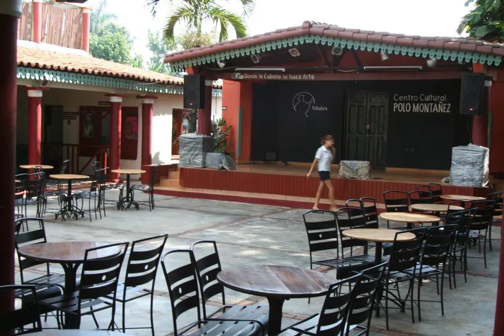 Anuncian reapertura del centro cultural Polo Montañez.