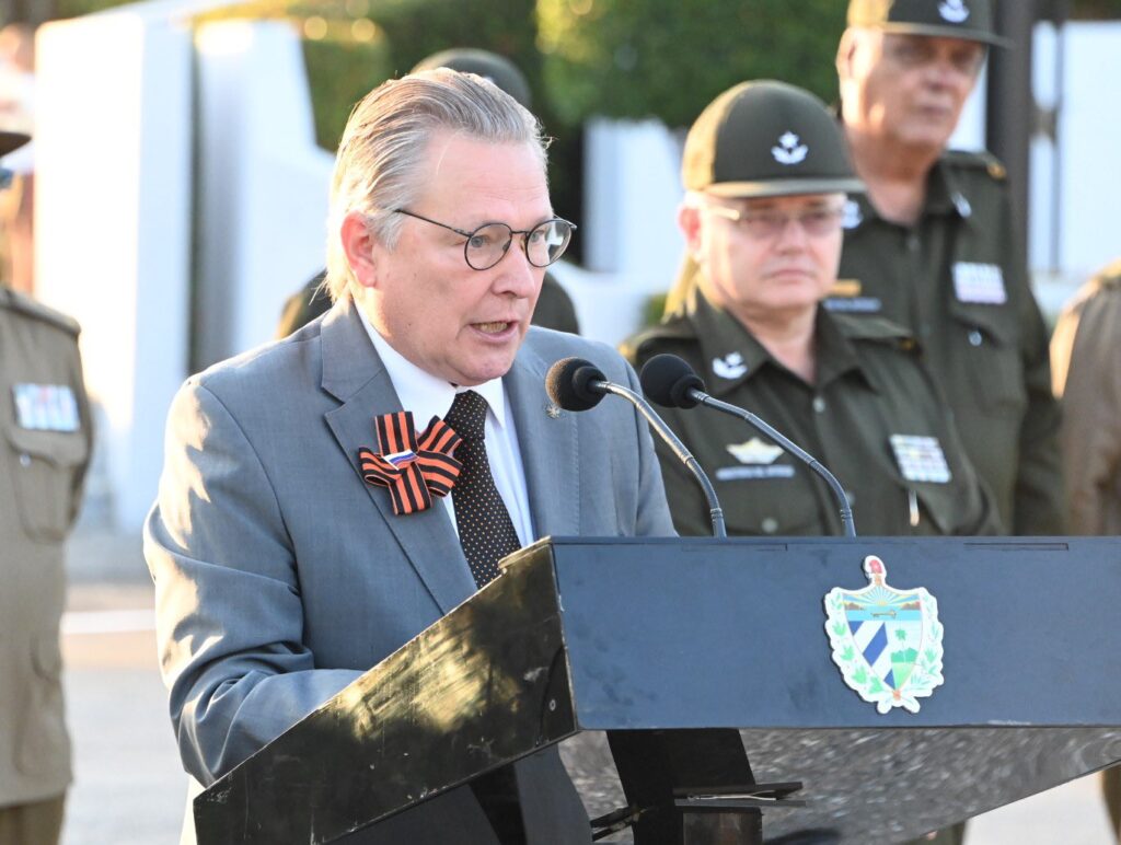 Alertan en Cuba sobre surgimiento del neonazismo en el mundo.
