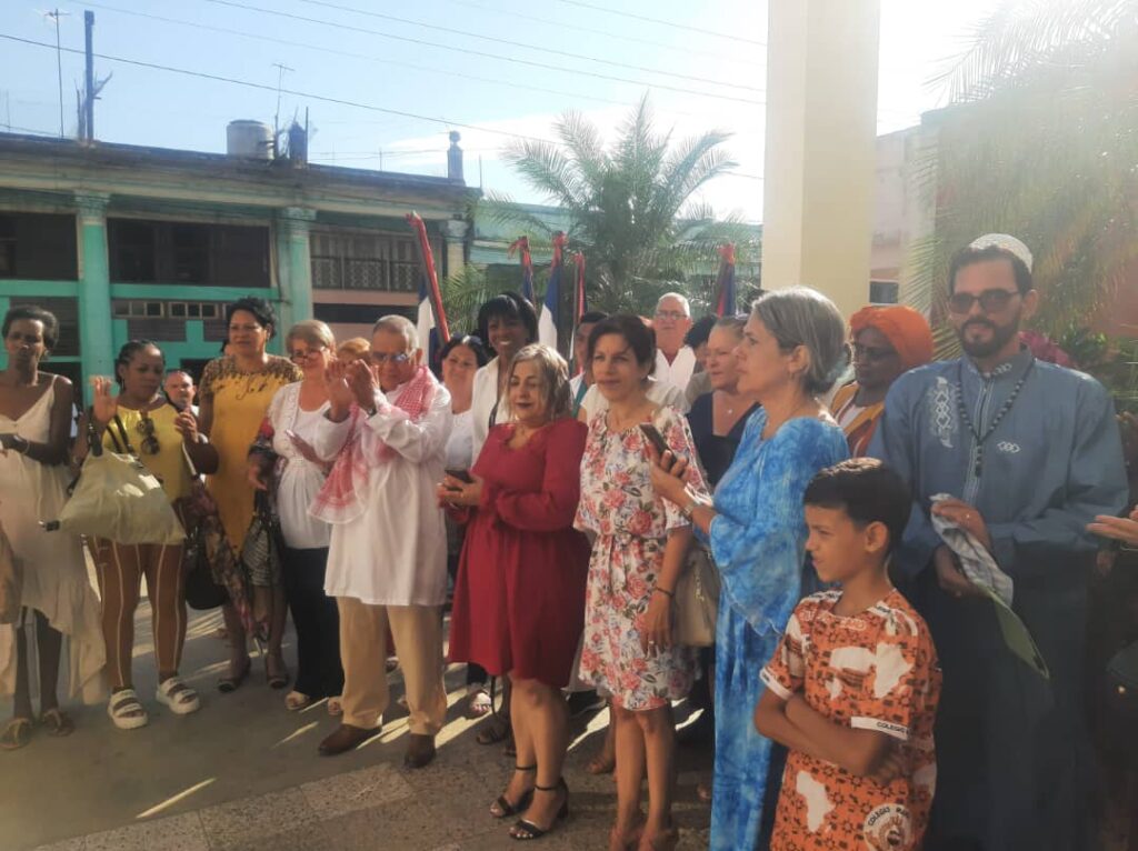 Pinar del Río elogia la labor de sus colaboradores de la salud.