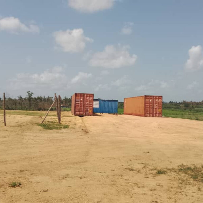 Ejecutan obras constructivas de parques fotovoltaicos en Pinar del Río