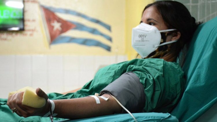 Las donaciones de sangre son vitales para la salud y la industria farmacéutica.