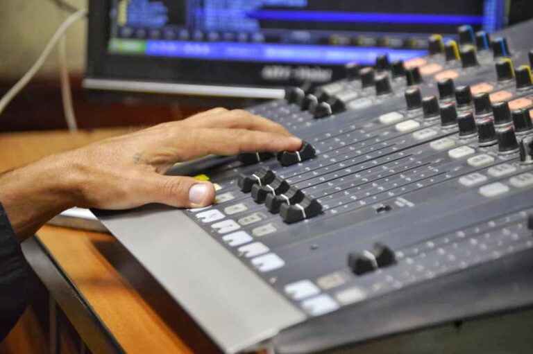 La Ciencia en sintonía con la Radio