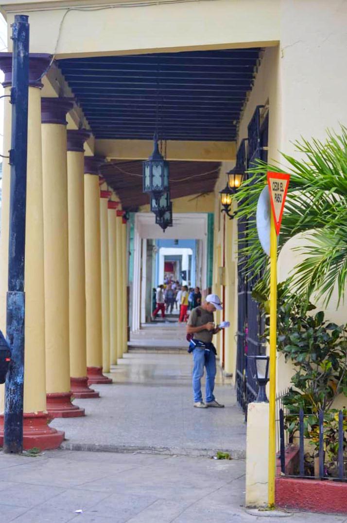 El portal continuo: elemento tipificador de la arquitectura de la ciudad de Pinar del Río