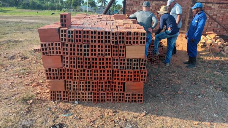 Prevén reinicio de la producción local de ladrillos en San Juan y Martínez