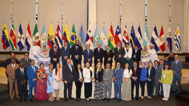 Parlamento Latinoamericano y Caribeño aboga por fortalecer la gobernanza en la región