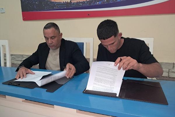 Lanzador Randy Martínez vuelve con Chunichi al béisbol de Japón