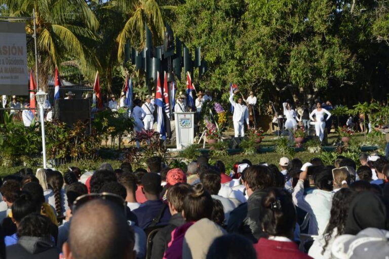 Mantua vistió otra vez el uniforme mambí (+Video y Fotos)