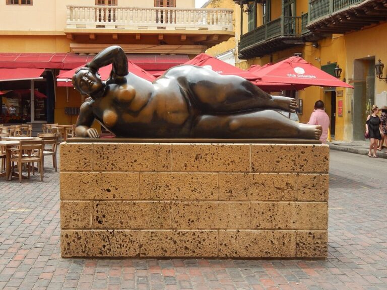Botero y sus "obesas" en la escultura urbana.
