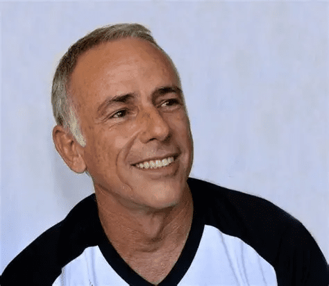 "Abuela no miente", José Raúl Fraguela.