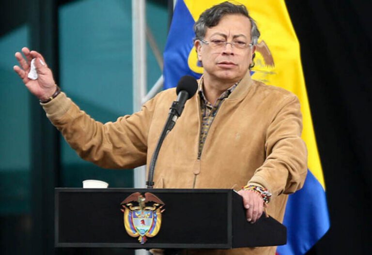 Petro: Colombia es una democracia y no una servidumbre