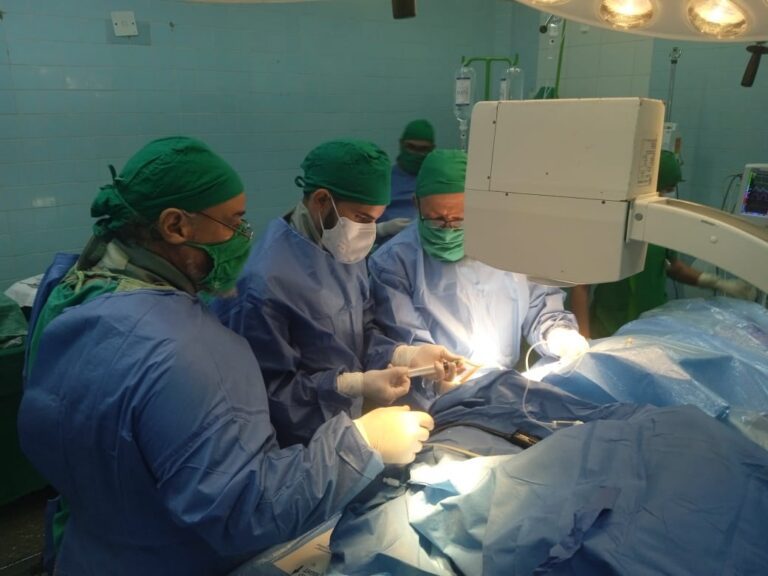 Realizan por vez primera nefrolitotomía percutánea en pediátrico pinareño